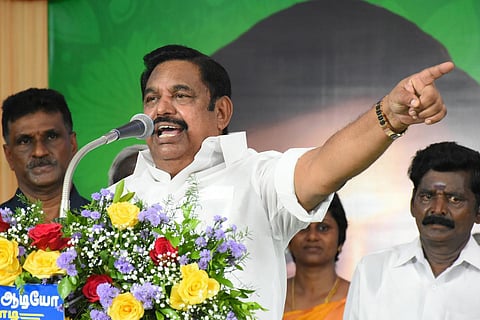 பாலியல் வழக்கை சிபிஐ-யிடம் ஒப்படைக்க வேண்டும்: பழனிசாமி வலியுறுத்தல்