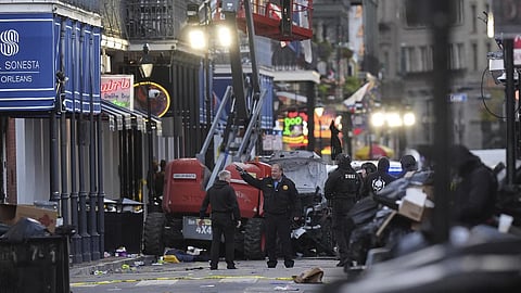 நியூ ஆர்லியன்ஸ் டிரக் தாக்குதலில் ஈடுபட்டவருக்கு ஐஎஸ்ஐஎஸ் தொடர்பு: விசாரணையில் தகவல்