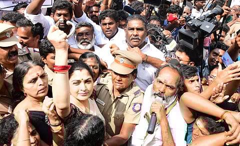 ‘நவீன எமர்ஜென்சி’ போக்கை முதல்வர் ஸ்டாலின் நிறுத்திக்கொள்ள வேண்டும்: தமிழக பாஜக