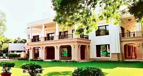 டெல்லியில் ரூ.33 கோடியில் முதல்வர் இல்லம் புதுப்பிப்பு: தலைமைக் கணக்குத் தணிக்கையாளர் குற்றச்சாட்டு