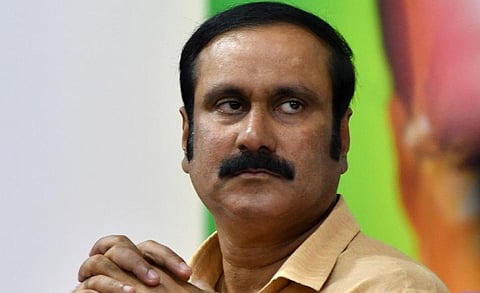 கட்டணக் கொள்ளையில் ஈடுபடும் தனியார் பேருந்துகள் மீது கடுமையான நடவடிக்கை தேவை: அன்புமணி