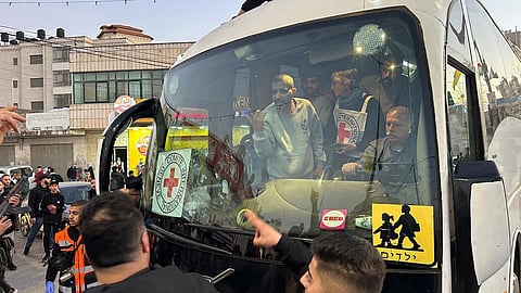 காசா போர் நிறுத்த ஒப்பந்தத்தைத் தொடர்ந்து 110 பாலஸ்தீன கைதிகளை விடுவிக்கிறது இஸ்ரேல்