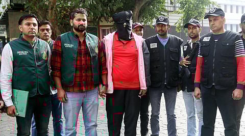 பிலிப்பைன்ஸில் இருந்து நாடு கடத்தப்பட்ட பிரபல தாதா ஜோகிந்தர் கியோங் இந்தியாவிடம் ஒப்படைப்பு