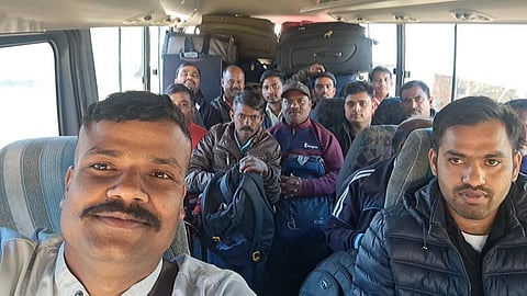 லிபியாவில் சிக்கித் தவித்த 16 இந்திய தொழிலாளர்கள் தாயகம் புறப்பட்டனர் - நடந்தது என்ன?