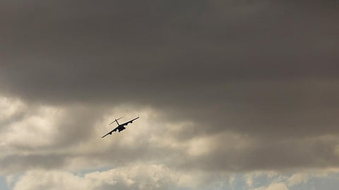 அமெரிக்காவின் டெக்ஸாஸில் இருந்து இந்தியர்களை ஏற்றிக்கொண்டு புறப்பட்ட அமெரிக்க விமானப்படை விமானம்