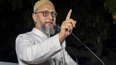 அமெரிக்காவில் ஆவணங்கள் இன்றி 6.75 லட்சம் இந்தியர்கள்: ஏஐஎம்ஐஎம் தலைவர் ஒவைசி தகவல்