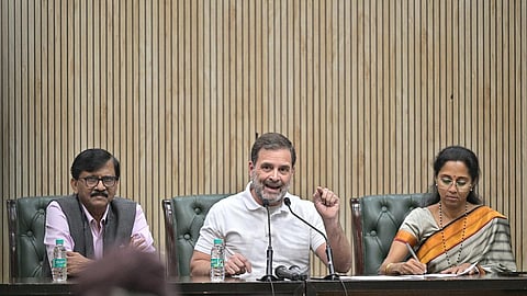 ‘‘மகாராஷ்டிராவில் 5 மாதங்களில் 39 லட்சம் புதிய வாக்காளர்கள் சேர்ப்பு?’’ - தேர்தல் ஆணையத்துக்கு ராகுல் கேள்வி