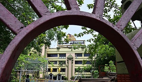 உதாசீனப்படுத்தப்படும் திமுகவின் உண்மை தொண்டர்கள்! - அடிமட்டத்தில் அலையடிக்கும் அதிருப்திகள்