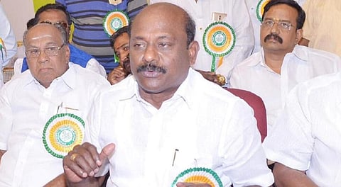 சென்னை: குறைந்தபட்ச தொழில் உரிமக் கட்டணத்தை ரூ.1,000 ஆக குறைக்க கோரிக்கை