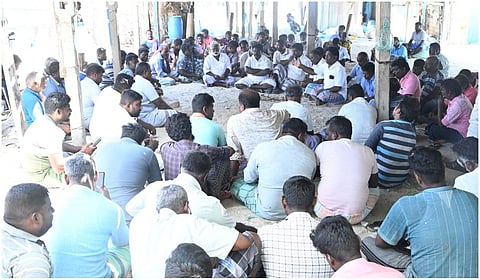 படம் : எல்.பாலச்சந்தர்