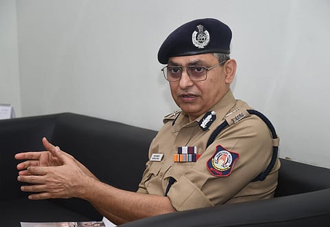 போலீஸ் உயர் அதிகாரிகளுடன் தமிழக சட்டம் - ஒழுங்கு குறித்து டிஜிபி சங்கர் ஜிவால் ஆலோசனை