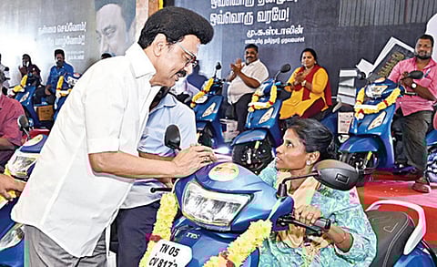 உள்ளாட்சி அமைப்புகளில் மாற்று திறனாளிகளுக்கு பிரதிநிதித்துவம்: சட்ட திருத்தம் கொண்டுவரப்படும் என முதல்வர் ஸ்டாலின் அறிவிப்பு