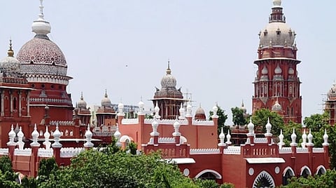 அனைத்து கட்சி கூட்டத்துக்கு அழைப்பில்லை என வழக்கு தொடர்ந்த கட்சிக்கு அறிவுறுத்தல்