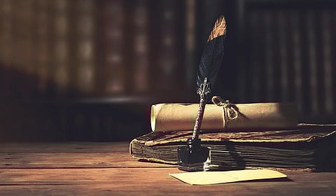 இலக்கணம் மாறுதோ, இலக்கியம் ஆனதோ!