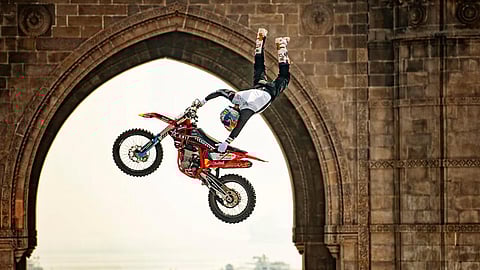 சென்னையில் ஏப்ரல் 12-ல் கார், பைக் சாகசம்