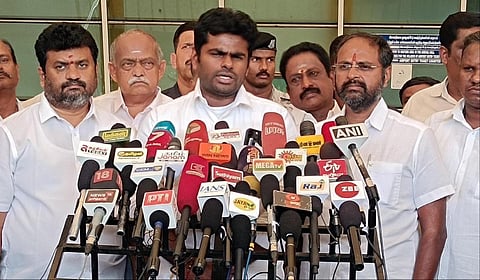 கூட்டணி தொடர்பாக தேர்தல் நேரத்தில் முடிவெடுப்போம்: அண்ணாமலை தகவல்