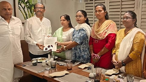 சென்னை மாநகராட்சி மன்ற காங்கிரஸ் தலைவர் பதவி: கவுன்சிலர்கள் கோரிக்கை மனு