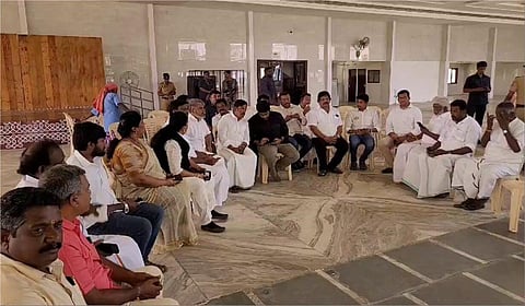 பாஜக மாநிலத் தலைவர் அண்ணாமலை உள்ளிட்டோர் கைது.