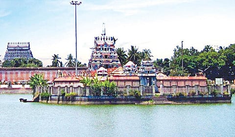 பிறக்க முக்தி திருவாரூர்