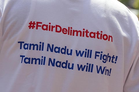 தொகுதி மறுவரையறைக்கு எதிரான ‘டி-ஷர்ட்’ சலசலப்பு முதல் டி.ஆர்.பாலு ஆவேசம் வரை: நாடாளுமன்றத்தில் நடந்தது என்ன?