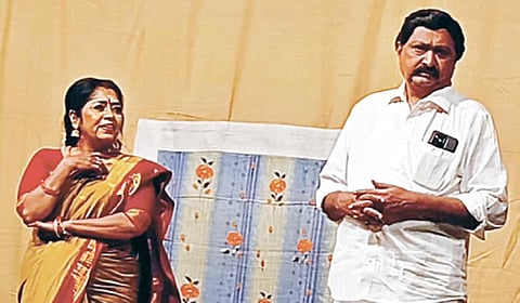 ‘கண்ணன் வந்த நேரம்’ நாடகத்தில் ஒரு காட்சி.