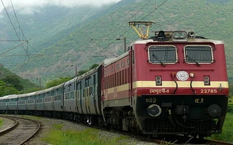 வெல்லுங்கள் CSAT 2025 - 12: Q and A - Problems on Trains