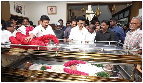 நடிகர் மனோஜ் உடலுக்கு முதல்வர் ஸ்டாலின் நேரில் அஞ்சலி!