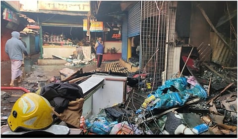 குன்னூர் மார்க்கெட்டில் பெரும் தீ விபத்து: 15 கடைகள் சேதம், பல கோடி மதிப்பிலான பொருட்கள் சேதம்