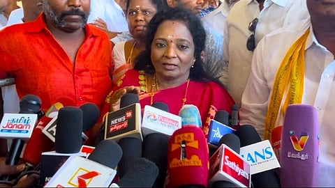 அரசியலை ஆழமாக கற்றபின் விஜய் பேச வேண்டும்: தமிழிசை அறிவுரை