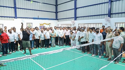 சென்னை | ரூ.50 லட்சத்தில் இறகு பந்து உள் விளையாட்டரங்கம் திறப்பு