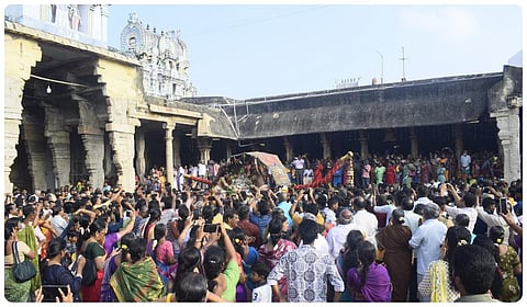 மன்னார்குடி ராஜகோபால சுவாமி கோயிலில் வெண்ணெய்த்தாழி திருவிழா!