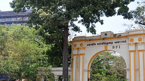 தலைமை ஆசிரியருக்கான அறிஞர் அண்ணா தலைமைத்துவ விருது: தகுதிப் பட்டியல் அனுப்ப உத்தரவு