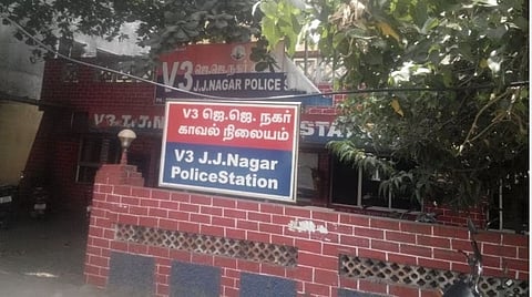 சென்னை | உயர் நீதிமன்ற ஊழியர் வீட்டில் புகுந்த திருடனை வீட்டுக்குள் வைத்து பூட்டிய பெண்