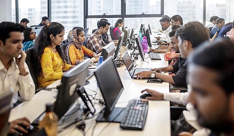 ஐ.டி. தொழிலாளர் நலனும் காக்கப்பட வேண்டும்