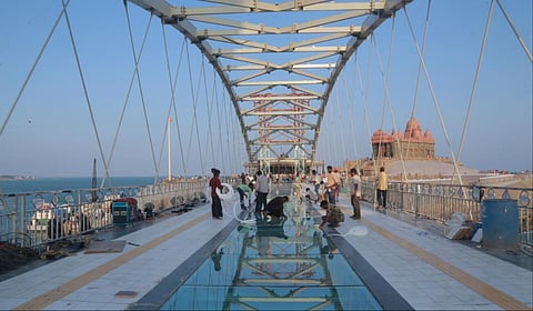 கன்னியாகுமரி கண்ணாடி இழை பாலம்