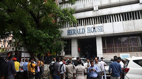 நேஷனல் ஹெரால்டு வழக்கு: ஆகாத மாமியாரும் ஆரவார எதிர்க்கட்சிகளும்!