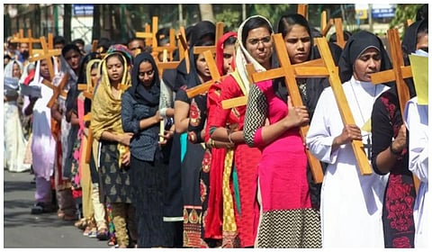 ஈஸ்டர் பண்டிகை: தமிழக அரசியல் கட்சி தலைவர்கள் வாழ்த்து