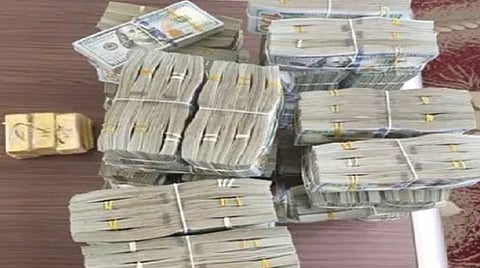 ரூ.19 கோடி ரொக்கம், ரூ.4 கோடி தங்கத்துடன் ஜாம்பியா விமான நிலையத்தில் பிடிபட்ட இந்தியர்