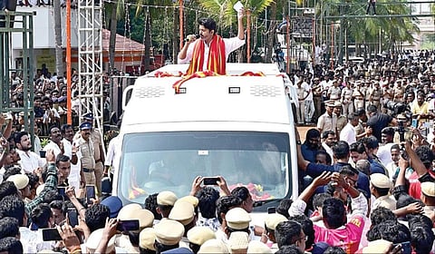 “பரந்தூர் மக்களே, நம்பிக்கையோடு இருங்கள்!” - தவெக தலைவர் விஜய்