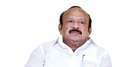 ‘இனி தருமபுரிக்கு வந்தால் கருப்புக் கொடி காட்டுவோம்!’ - அமைச்சர் எம்.ஆர்.கே. பன்னீர்செல்வத்துக்கு எதிராக தகிக்கும் திமுகவினர்