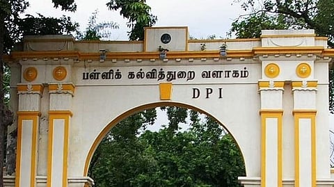 மாற்று பணி ஆசிரியர்களை விடுவிக்க வேண்டும்: பள்ளிக் கல்வி துறை உத்தரவு