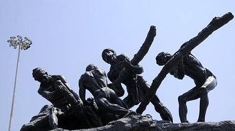 உழைப்பாளர்களின் கோரிக்கைகள் நிறைவேற வேண்டும்: தொழிலாளர்களுக்கு அரசியல் தலைவர்கள் மே தின வாழ்த்து