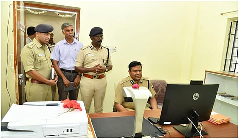 இணையவழி நீதிமன்ற விசாரணைகளுக்காக சென்னை எழும்பூரில் தனி வீடியோ கான்பரன்ஸ் அறை