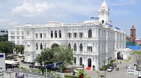 வாகன நிறுத்த கட்டணம் டிஜிட்டல் முறையில் மட்டுமே வசூல்: மாநகராட்சி நடவடிக்கை