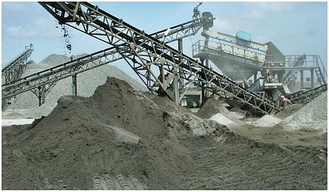 அரசு அறிவித்தும் தமிழகத்தில் ஜல்லி எம் சாண்ட் விலை குறையவில்லை: ராமதாஸ் கண்டனம்