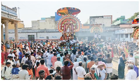 திருக்கழுக்குன்றம் வேதகிரீஸ்வரர் கோயிலில் அதிகார நந்தி, 63 நாயன்மார்கள் உற்சவம்!