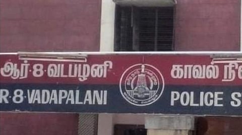 சென்னை: நகை வாங்குவதுபோல் நடித்து வியாபாரியிடம் ரூ.20 கோடி வைர நகைகள் நூதன திருட்டு