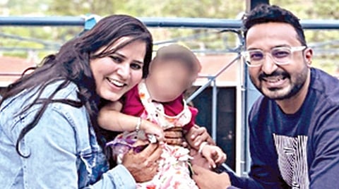 ஆன்மிக தலைவரின் அறிவுரைப்படி உடல்நிலை சரியில்லாத 3 வயது குழந்தையை சாகும் வரை பட்டினி போட்ட பெற்றோர்