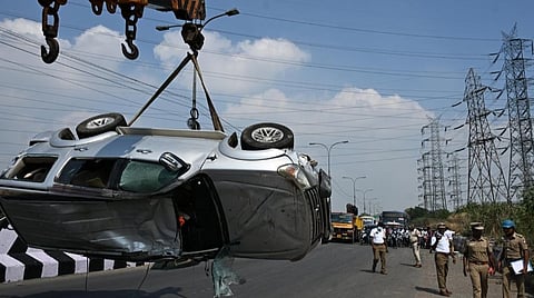 சாலை விபத்தில் காயமடைவோருக்கு இலவச சிகிச்சை வழங்கப்படும்: மத்திய சாலை போக்குவரத்து துறை தகவல்