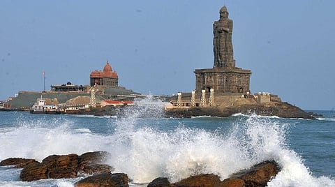 குமரியில் மே 12-ல் ஒரே நேரத்தில் சூரியன் மறைந்து, சந்திரன் உதயமாகும் காட்சி